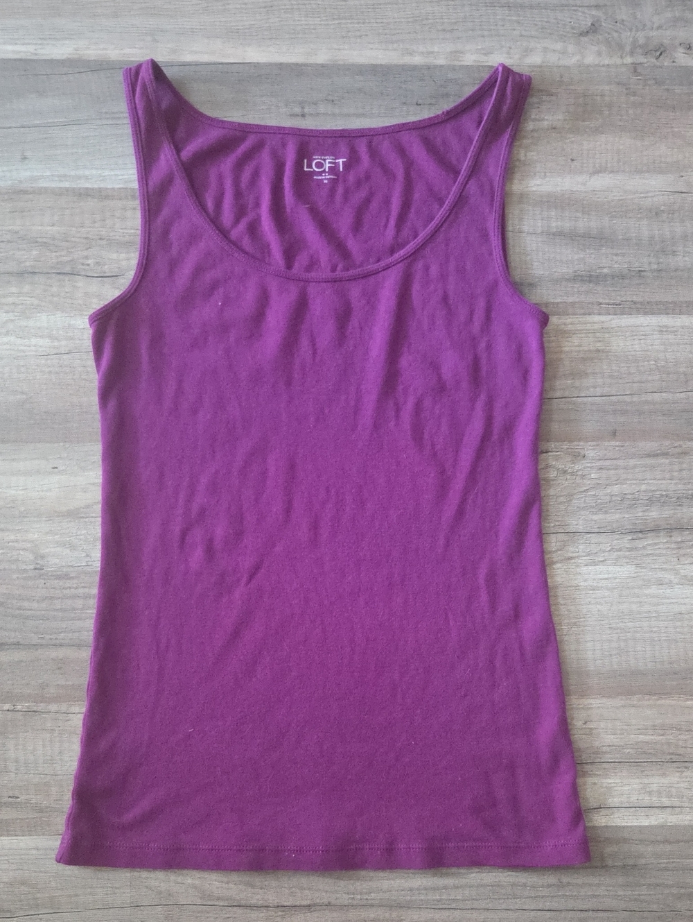 🥳Bundle 3 For $15🥳 LOFT Magenta Scoop Neck Tank Top